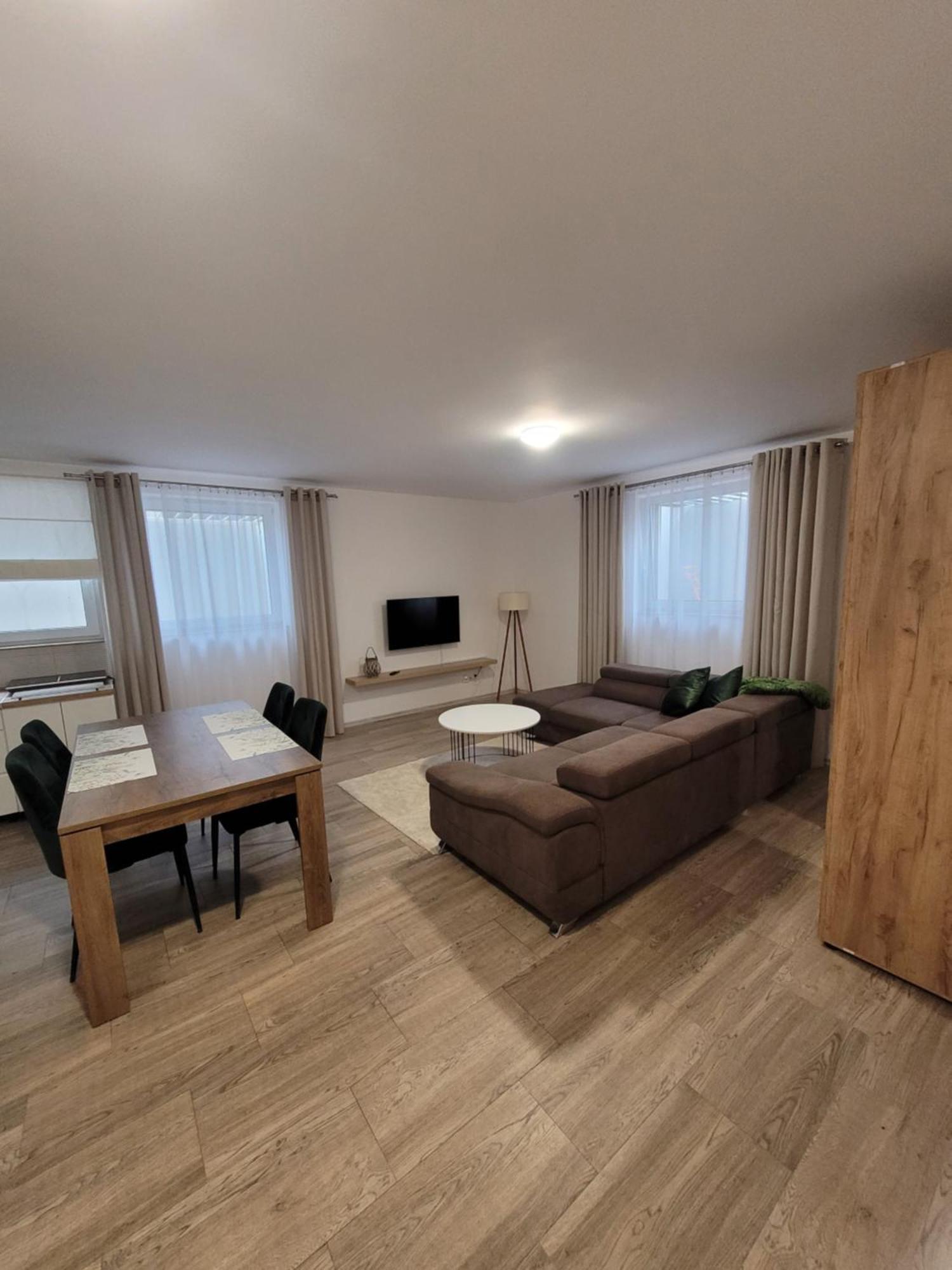Kaszubski Przystanek Apartment *